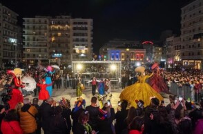 Πατρινό Καρναβάλι 2025: Χιλιάδες κόσμου στην τελετή έναρξης