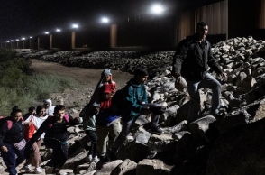 μεταναστες στα συνορα, φραχτης