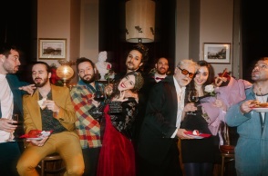 Το Merde! του Suyako στο Δημοτικό Θέατρο Πειραιά