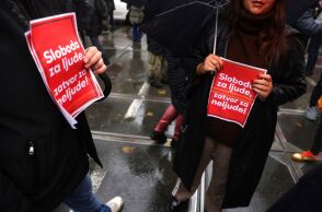 Σερβία: Nέες μεγάλες κινητοποιήσεις με αφορμή το σιδηροδρομικό δυστύχημα 