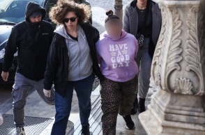 μεταφορα κρατουμενου, αστυνομικοι