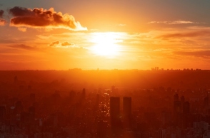 ηλιος, ζεστη, πολη