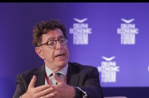 Συνολάκης για Σαντορίνη: To ηφαίστειο, μας χτυπάει «καμπανάκια» 