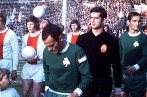 Πόπη Δομάζου για Τάκη Οικονομόπουλο: Τώρα θα είστε μαζί, το «Πουλί» και ο «Στρατηγός»