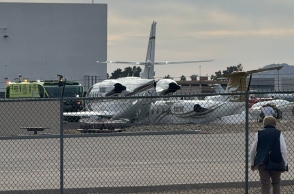 συντριμμια αεροσκαφους, κοσμος