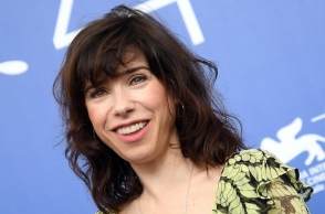 Η Βρετανίδα ηθοποιός, Σάλι Χόκινς