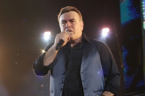 Ο Μανώλης Λιδάκης