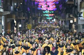 Πατρινό Καρναβάλι 2025: Ένα ατελείωτο ποτάμι ξεφαντώματος