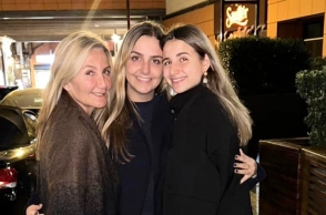 Η Μαρέβα Γκραμπόφσκι Μητσοτάκη με τις 2 κόρες της