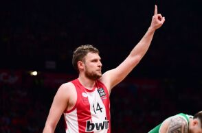 Ο Σάσα Βεζένκοφ