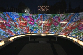 Φωταγώγηση του Καλλιμάρμαρου από το έργο «Yes I can» του Νικόλα Κονταξή