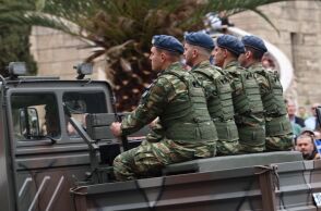 Στρατιωτική παρέλαση 25ης Μαρτίου