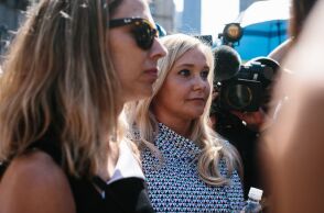 Βιρτζινία Τζιούφρε: «Τρικ» ο σοβαρός τραυματισμός της γυναίκας που κατηγόρησε τον πρίγκιπα Άντριου;