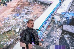 Τέμπη: «Ποτέ δεν πιστέψαμε ότι υπήρχε παράνομο φορτίο», λένε συγγενείς των θυμάτων