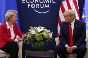 Το σχέδιο της Κομισιόν για απάντηση στους δασμούς Τραμπ: Σε ποια προϊόντα θα βάλει φόρο 25%