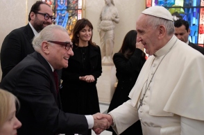 Ο Μάρτιν Σκορσέζε με τον Πάπα Φραγκίσκο στο Βατικανό, 2016