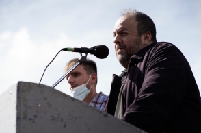 Ο Κώστας Γενηδούνιας