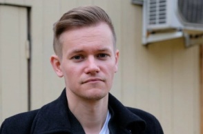 Ο Σουηδός δημοσιογράφος, Γιοάκιμ Μέντιν