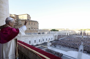 «Habemus Papam» - H στιγμή που ανακοινώνεται η ιστορική φράση και το πλήθος ζητωκραυγάζει