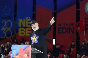 Ο Έντι Ράμα σε προεκλογική του ομιλία πριν τις αυριανές εκλογές στη Αλβανία