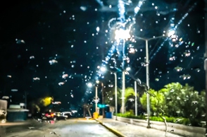 βροχη, νυχτα, δρομος, φωτα