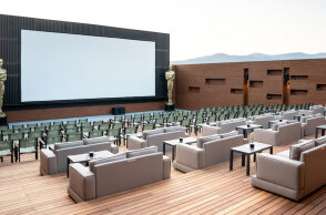 Options Open Air Cinema στο Escape Center