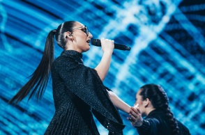 «Αστερομάτα» 1.100.000 προβολών:  Η Κλαυδία στο Top 5 στο επίσημο κανάλι της Eurovision 