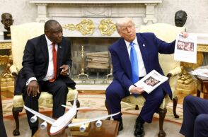 Τρολάρισμα του προέδρου της Νότιας Αφρικής στον Τραμπ: Λυπάμαι που δεν έχω να σας δώσω ένα αεροπλάνο