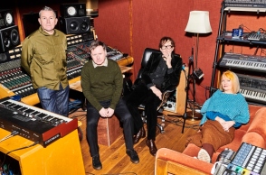 Το συγκρότημα Pulp στο στουντιο