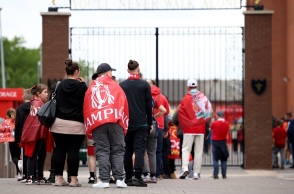 Λίβερπουλ: Αυτοκίνητο έπεσε σε πλήθος την ώρα που πανηγύριζε την κατάκτηση του πρωταθλήματος