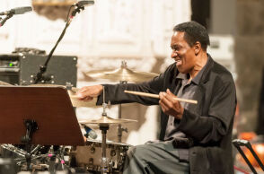 Πέθανε στα 82 του ο Αλ Φόστερ ένας από τους κορυφαίους ντράμερ της τζαζ