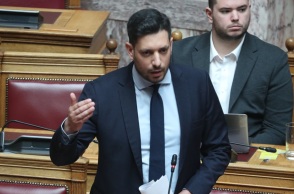 ΚΟΚ: Νομοθετικές βελτιώσεις Κυρανάκη για ταξί, τροχόσπιτα, πρόστιμα