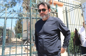 Στάθης Αγγελόπουλος: Αναβλήθηκε η δίκη του για ενδοοικογενειακή βία, ελεύθερος υπό όρους