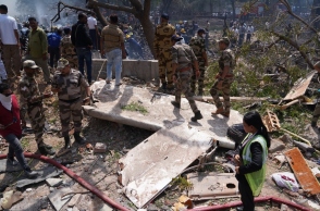 Ινδία, συντριβη αεροσκάφους