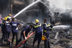 Ινδία, συντριβη αεροσκάφους, πυροσβεστες