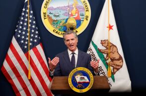 Ο Γκάβιν Νιούσομ αποκαλεί τον Ντόναλντ Τραμπ «απόλυτο ψεύτη», καθώς συνεχίζονται οι διαδηλώσεις στο Λος Άντζελες κατά των επιχειρήσεων της Ice