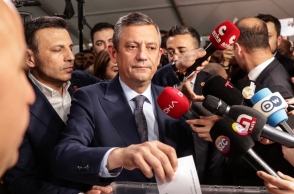 Ο επικεφαλής της τουρκικής αντιπολίτευσης Οζγκιούρ Οζέλ