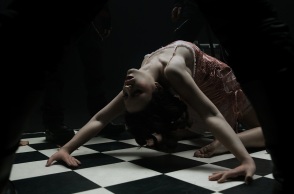 Ο Dracula στο θέατρο Πόρτα