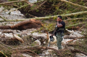 Τέξας, πλημμύρες, αστυνομικος
