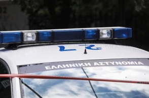 Ζαχάρω, περιπολικο