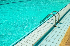 Δράμα, πισινα