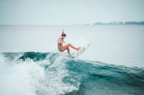 Κολύμβηση και θαλάσσια σπορ: Πώς θα προστατευθείτε από τραυματισμούς 