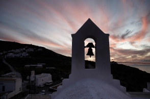 καμπαναριο στη Σίκινο