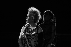 Η Λέορα Ρίβλιν στον ρόλο της Ευρώπης