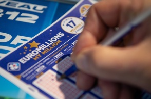 Τυχερός κέρδισε το τζακπότ των 250 εκατ. ευρώ για πρώτη φορά στη Γαλλία