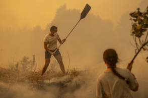 Ισπανία: 21 μέτωπα φωτιάς, μαίνονται πάνω από 10 ημέρες - Οι ισχυροί άνεμοι περιπλέκουν το έργο των πυροσβεστών