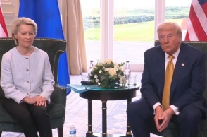 Η Ούρσουλα φον ντερ Λάιεν με τον Ντόναλντ Τραμπ στον Λευκό Οίκο