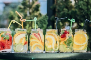 Εορτολόγιο, ποτηρι, κοκτειλς