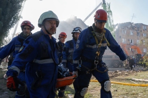 διασωστες, συντριμμια