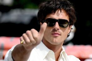 Ένταση στο κόκκινο χαλί: Ο Τζέικομπ Eλόρντι συγκρούστηκε με αξιωματούχο του Φεστιβάλ Βενετίας